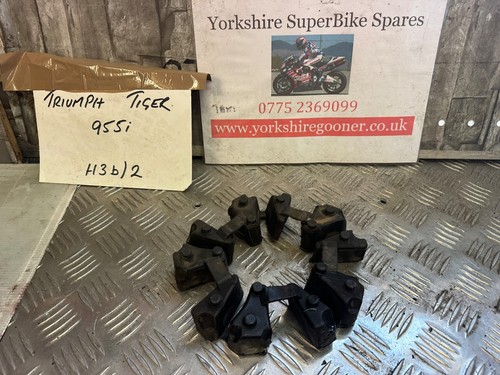 Triumph 955i tiger sprocket - tiger,