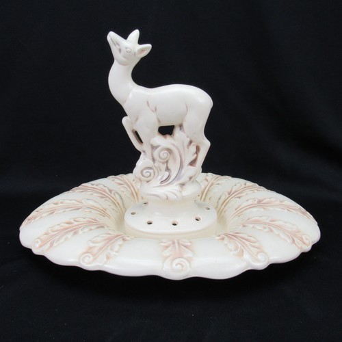 Red wing pottery deer flower - red,