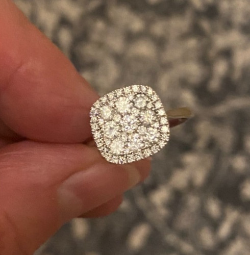 Stunning and sparkly 14ct