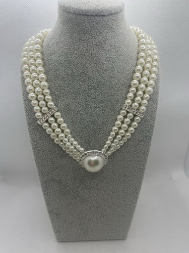 Avon faux pearl - avon,