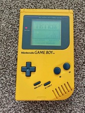 Nintendo Game Boy Yellow