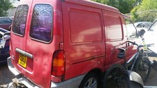 Nissan Vanette, LDV Cub 2.3 diesel  ..  Breaking 