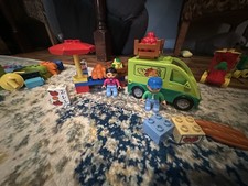 Lego Duplo cafe and playground Joblot with figures