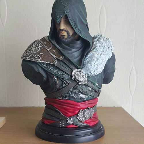 Assassin creed enzio - creed,,