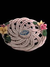 Vintage Nuova Capodimonte Italy Flower Basket Bowl F.lli Savastano N.A.  8cm
