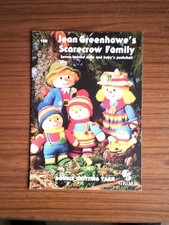 20 PAGE KNITTING PATTERN JEAN GREENHOWE'S SCARECROW FAMILY BY SIRDAR