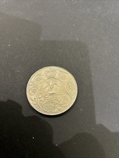 2002 Queen Elizabeth II Golden Jubilee £5 Five Pound Coin 