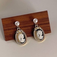 14ct gold plated - 14ct, cameo