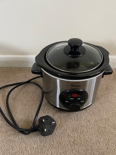 Swan sf17010n litre - 1.5, round