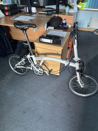 Brompton class folding bike - a,