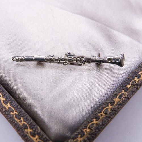 Vtg clarinet brooch silver - clarinet,