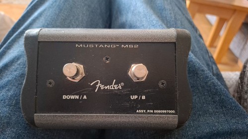 Fender mustang ms2 - mustang, 2-button