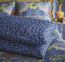 Matthew Williamson Design Gardenia Floral Damask Pillowcases Set (75cm x 50cm)