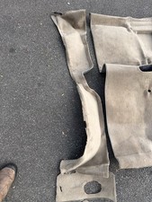 BMW E28 M5 M535i Beige Floor