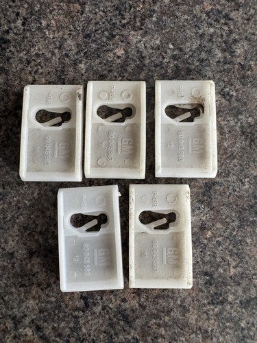 Trim molding clip - trim,