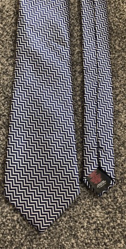 Primark navy white geometric