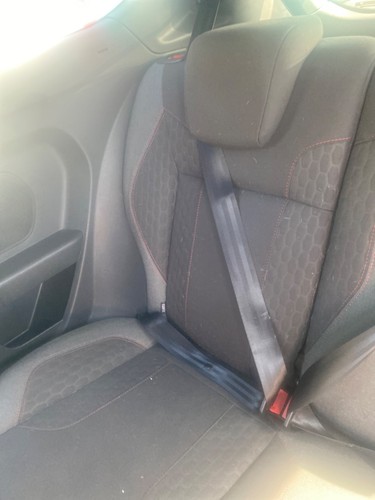 Seat belt rear - seat,