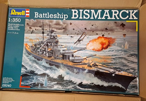 Revell 350 battleship - 1/350,