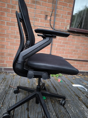 Steelcase gesture office - steelcase,