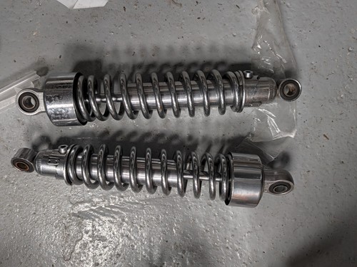 Triumph bonneville - triumph, se