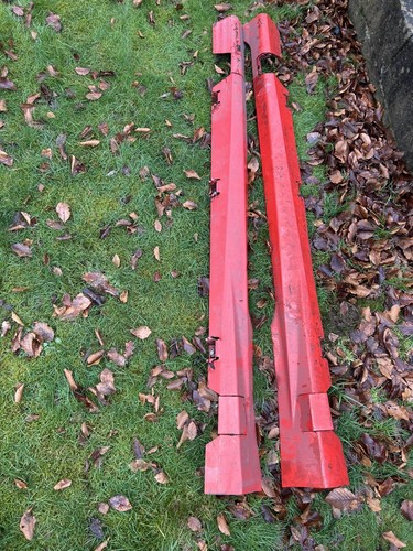 Fiesta side skirts in - side,
