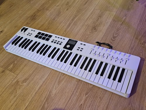 Arturia keylab essential 61 - arturia,