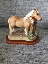 Border Fine Arts Studio Hay