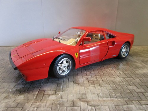 Burago bburago ferrari - 1.18,