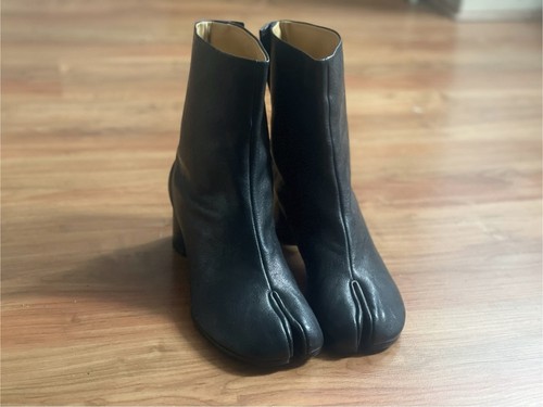 Maison margiela tabi boots - margiela,