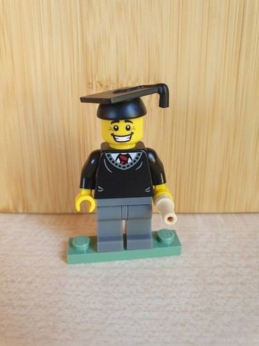 Lego cmf series graduate - 3,