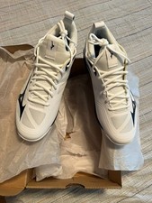 Mizuno volleyball Wave