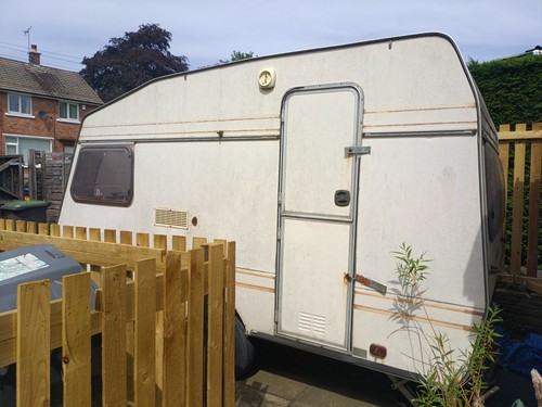 Caravan for renovation project - caravan,