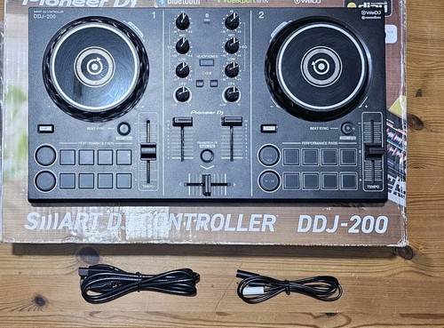 Pioneer ddj 200 - pioneer, dj