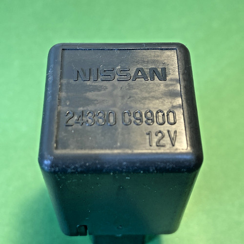 Nissan pin grey electric - 2,