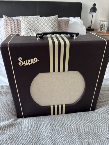 Supro delta king guitar valve - supro,