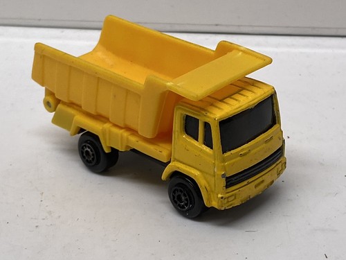 Maisto tipper lorry truck - tipper,