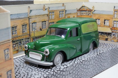 Corgi classics morris 1000 - classics,
