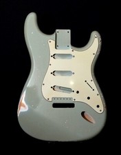 Rgh 50s strat style body - |,