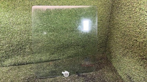 Rear window jeep cherokee - rear,