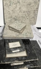 CLOVER LEAF Traditional Table