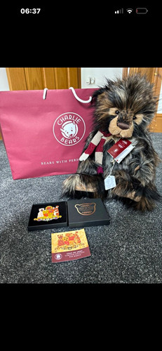 Charlie bears treacle - bears,