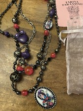 Tarina Tarantino Very Large