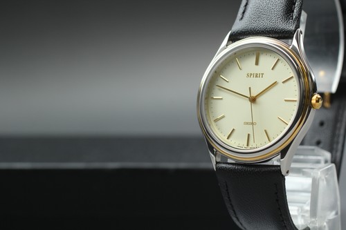 Vintage 1994 mint quartz - 1994, n