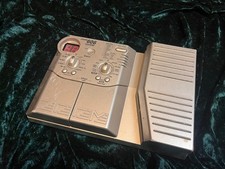 Zoom 606 Electric Guitar Pedal with Multi-Effects. No psu