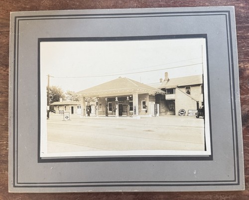 Service station visible pumps - station,