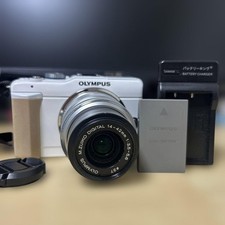 Olympus E-PL1s Compact Digital