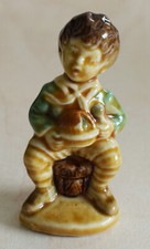 WADE ENGLAND - 2.75” / 7cm NURSERY RHYME CHARACTER FIGURINE - LITTLE JACK HORNER