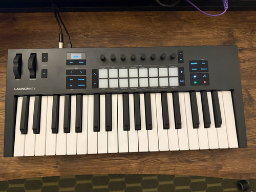 Novation launchkey mk4 - novation, 37