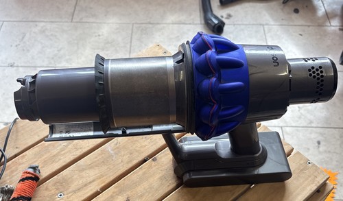 Dyson v15 main - v15, (sv22)main