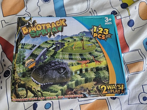 Kids toy dinosaur - toy, race